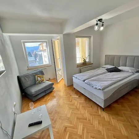 Apartament Jelena